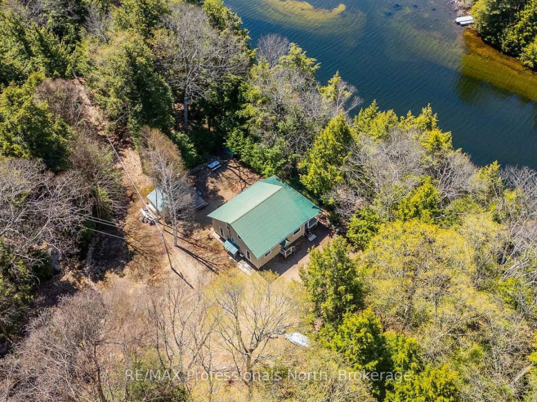 10469 LITTLE HAWK LAKE WAO, Little Hawk Lake