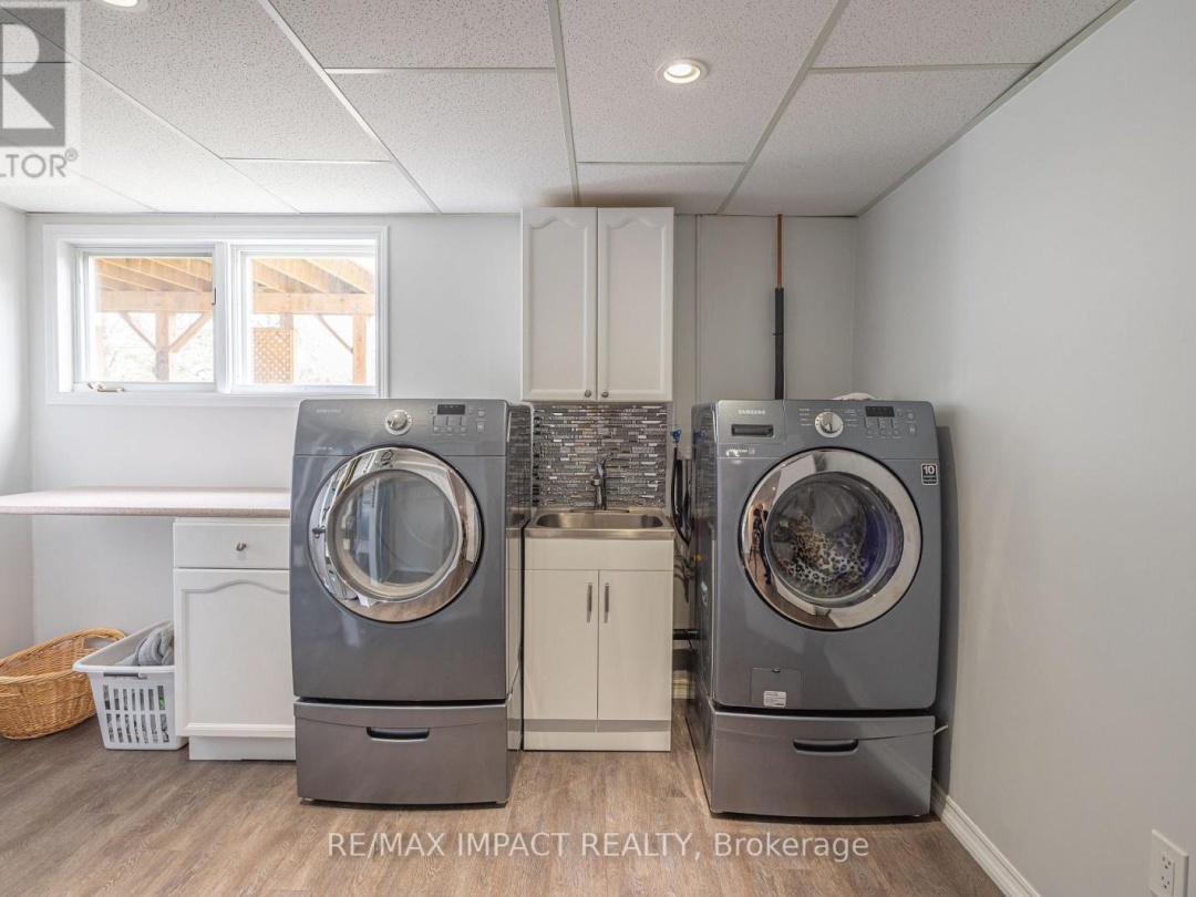 10 CEDARTREE LANE, Kawartha Lakes (Bobcaygeon)