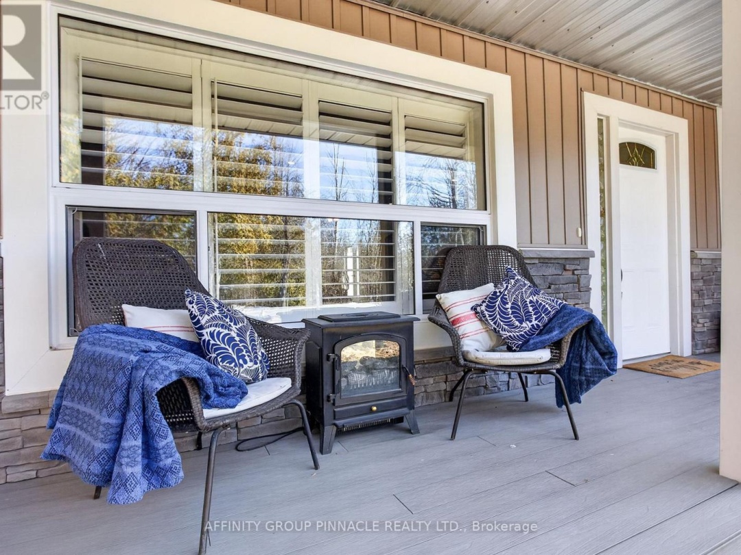 147 STURGEON GLEN ROAD, Sturgeon Lake