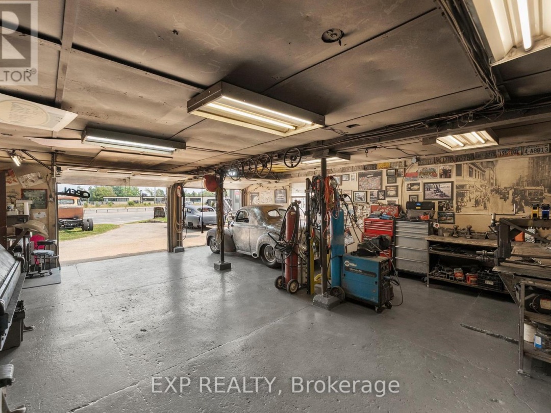 5514 HIGHWAY 11 SOUTH, R R 1, 