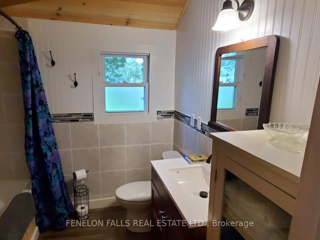 168 LAKEBREEZE ROAD, Cameron Lake