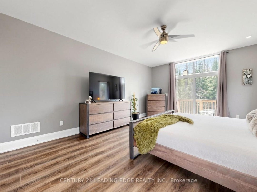 99 KAGAWONG ROAD, Kawartha Lakes (Fenelon)