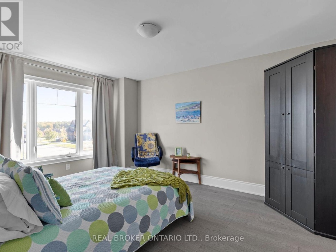 3032 MONARCH DRIVE, Orillia