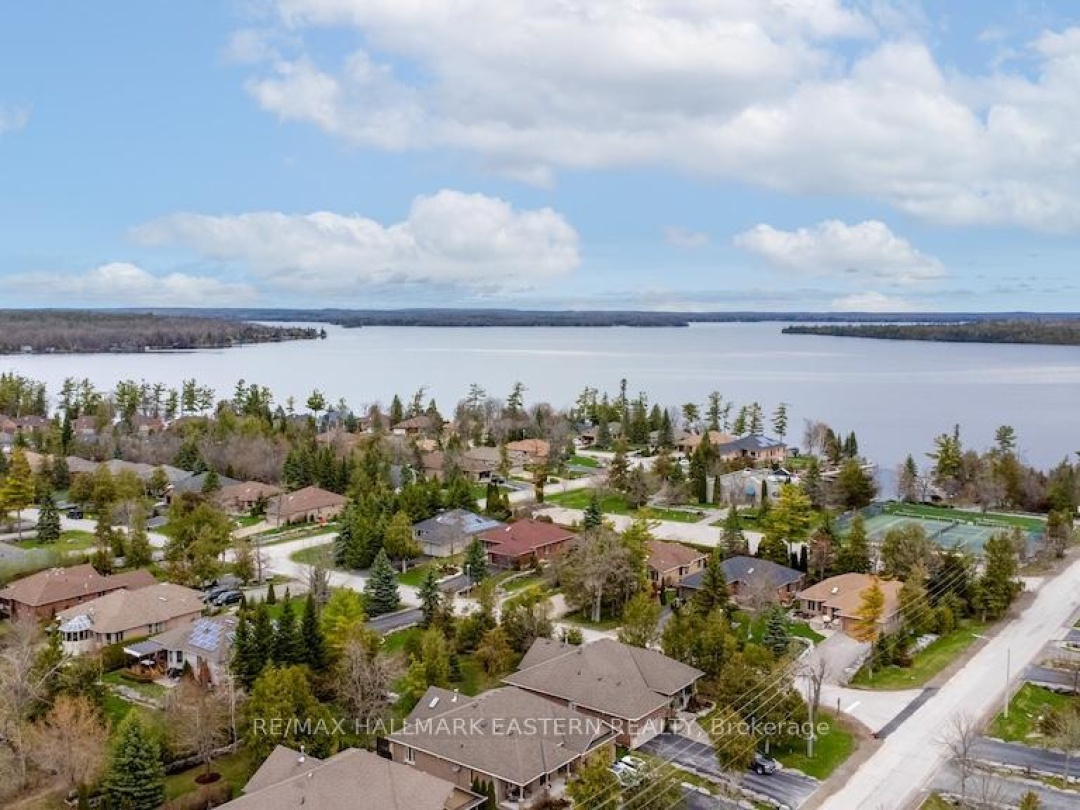 19 MARINA DRIVE, Pigeon Lake