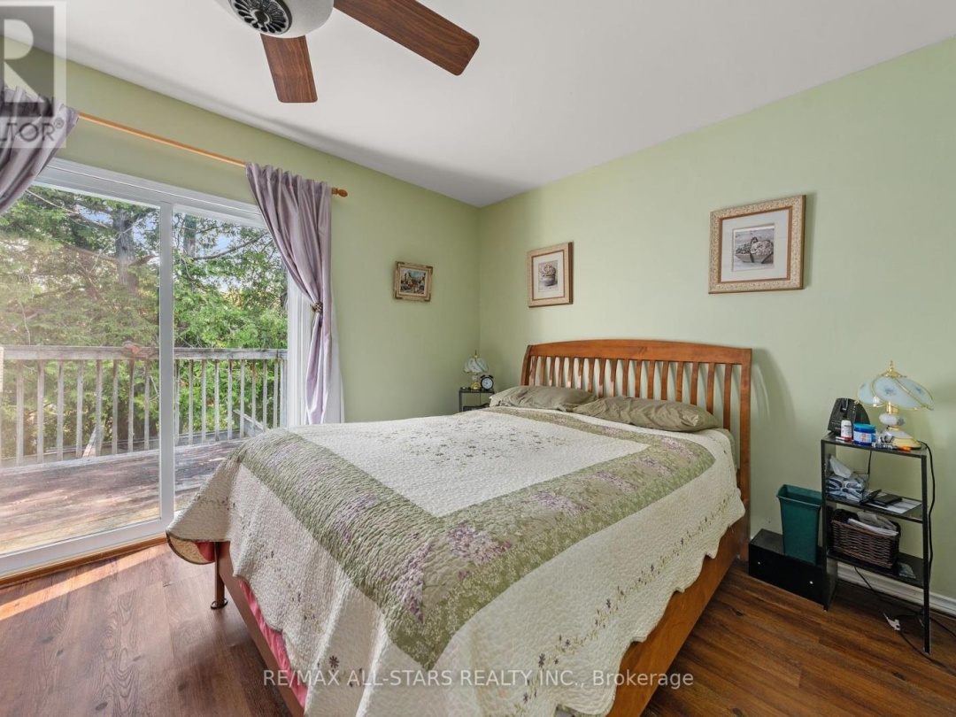 14 WYCHWOOD DRIVE E, Sturgeon Lake