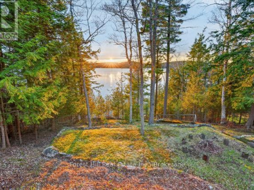 1034 CANNING HEIGHTS ROAD, Canning Lake