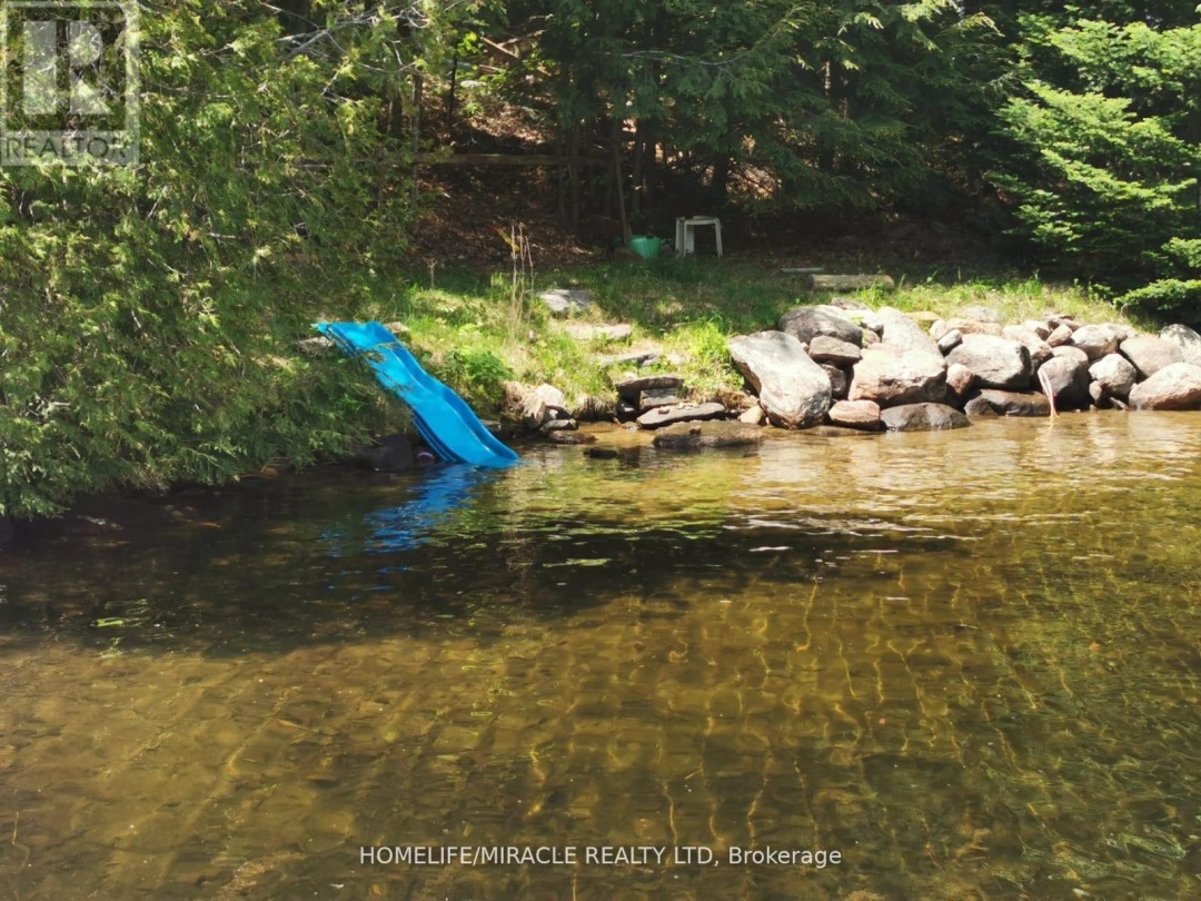 1274 TWIST LANE, Salerno Lake