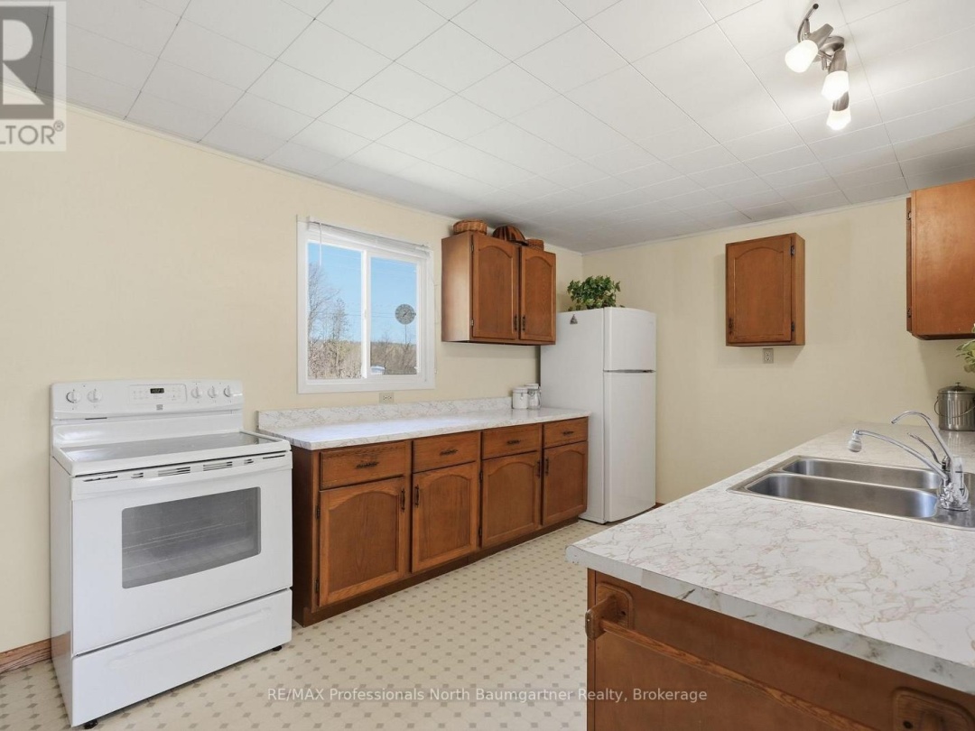 4112 DEEP BAY ROAD, Gull River