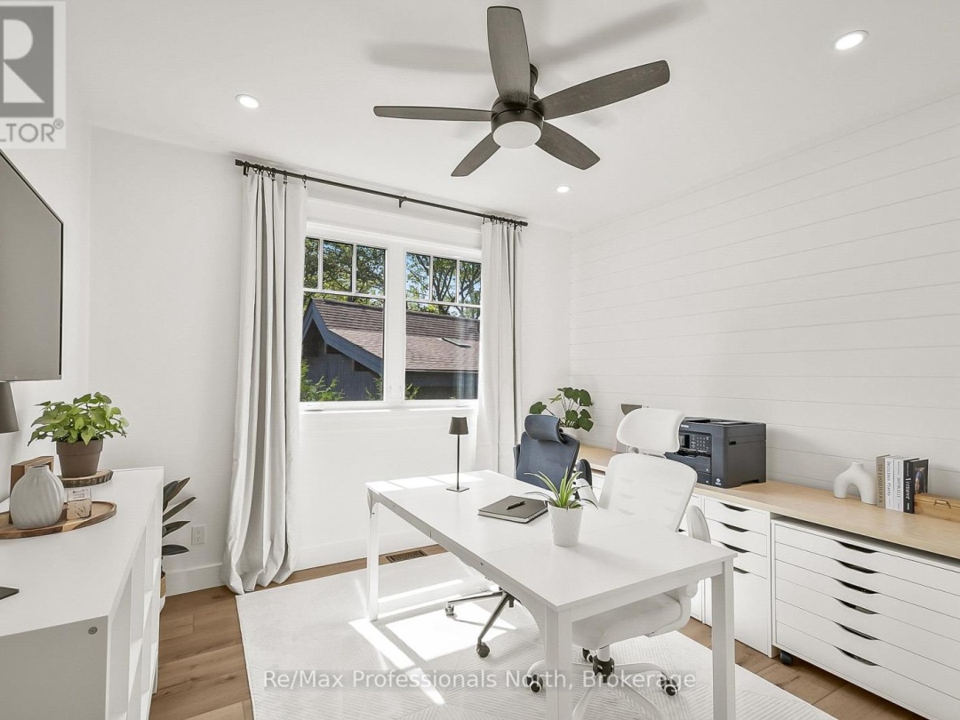 1054 BRYDONS BAY ROAD, 