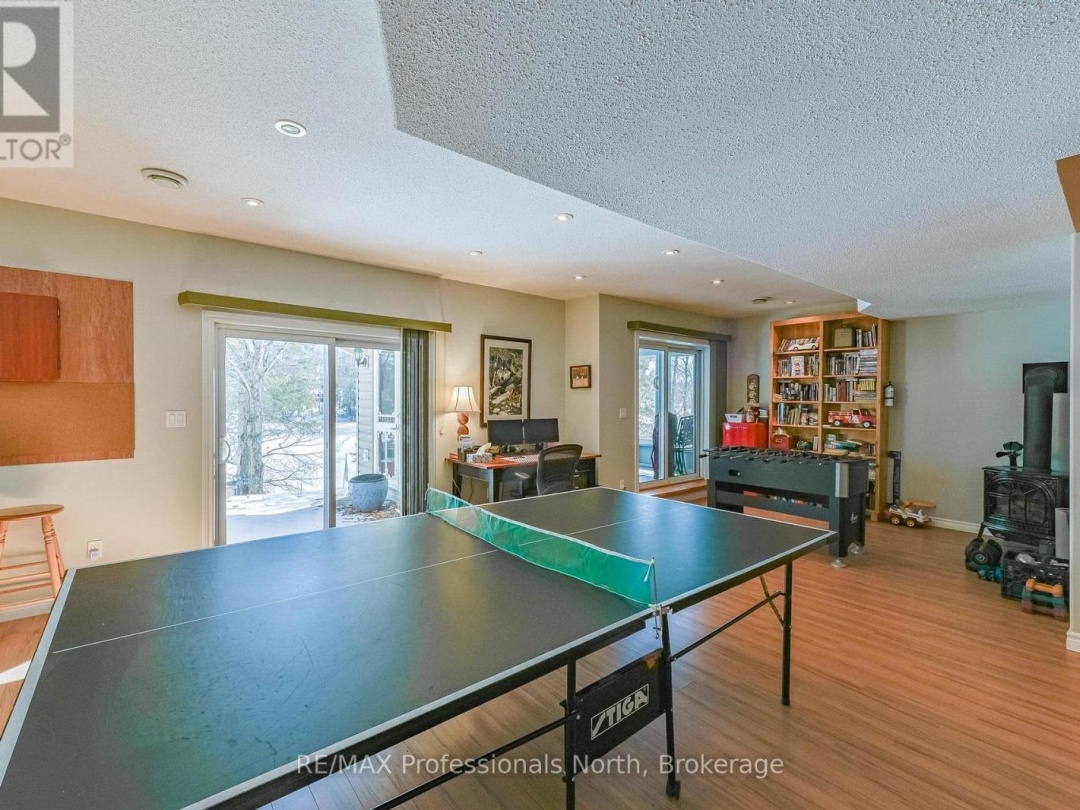 1099 SUMMER LANE, Minden Lake