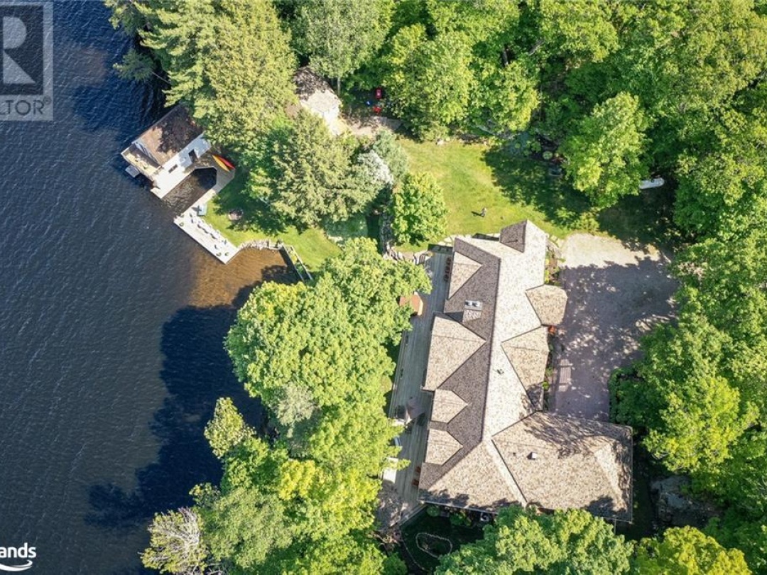 1113 Bradley Rd Unit# 8, Lake Muskoka