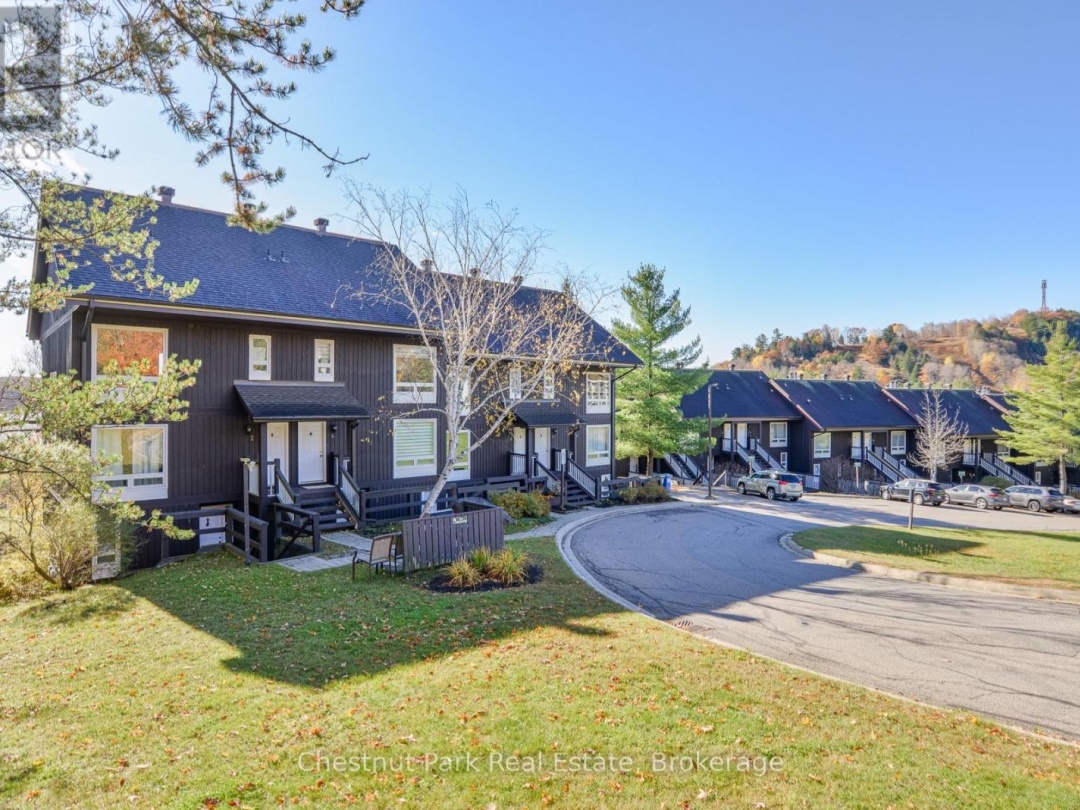 4 TURNER DRIVE, 