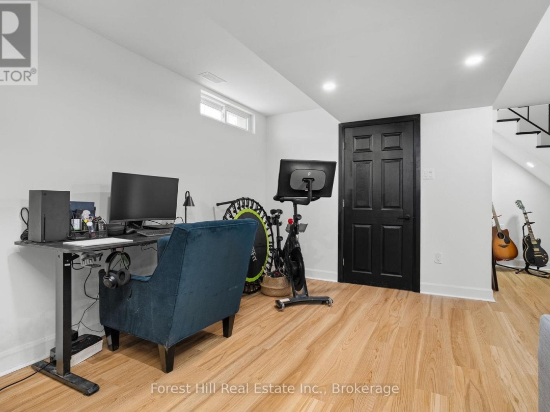 1 MAPLECREST COURT, Huntsville (Chaffey)