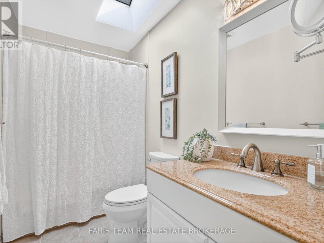 238 ROBINS POINT ROAD, 