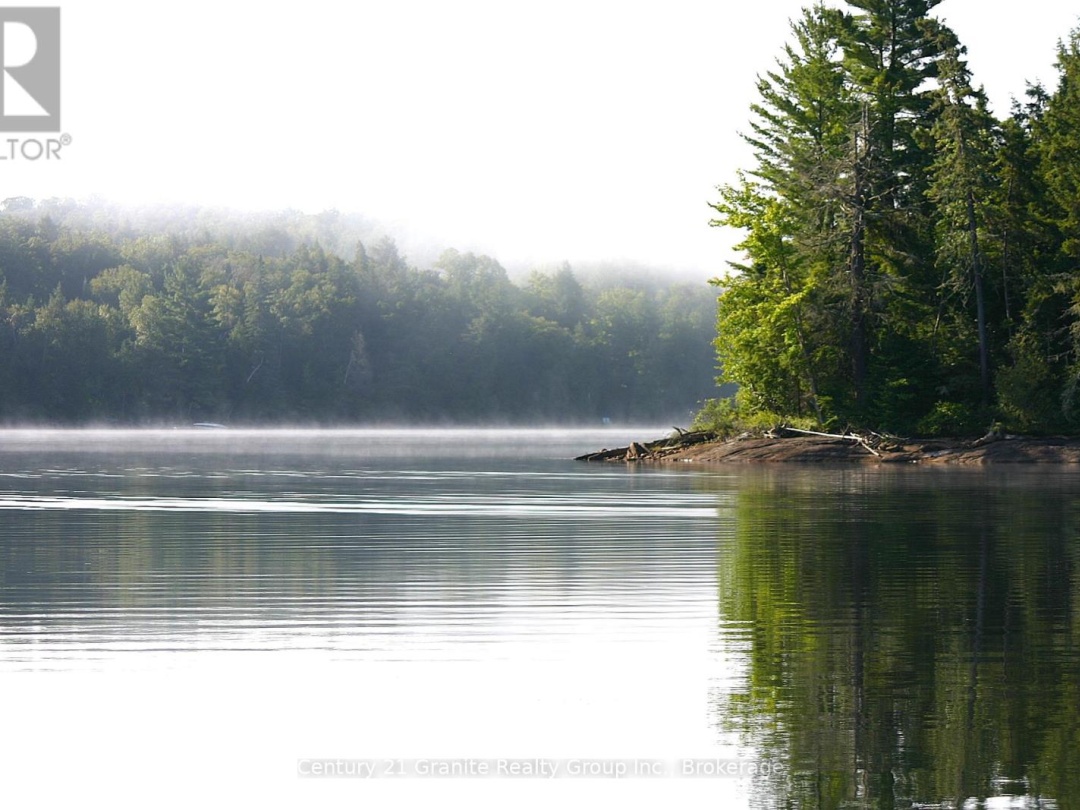 2271 Watts Road, Little Kennisis Lake