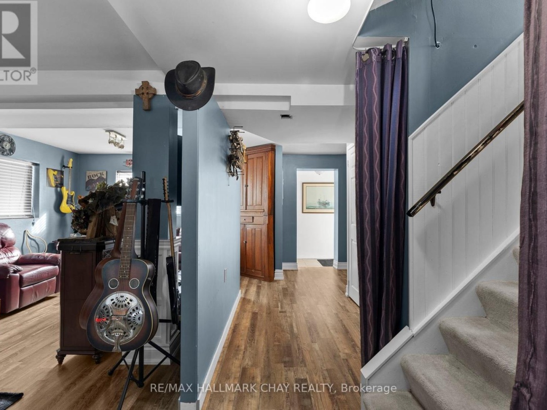 3194 SHOREVIEW DRIVE, 