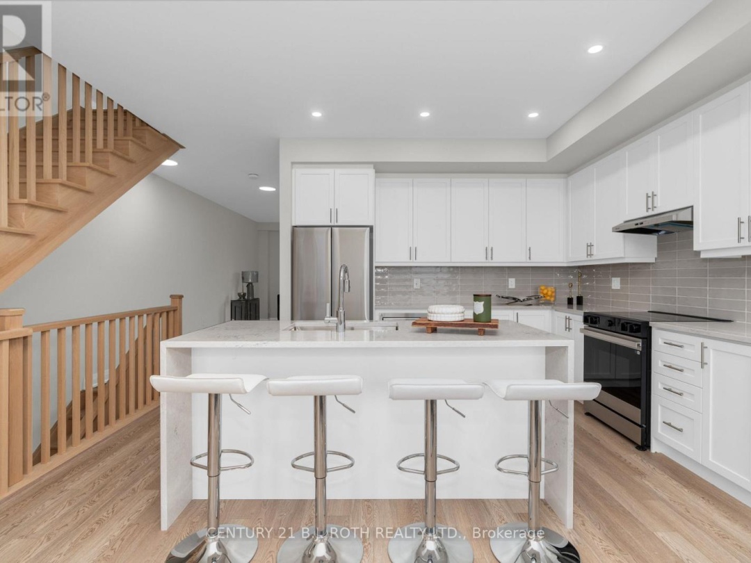 UNIT 12N - 89 LIGHTFOOT DRIVE, 