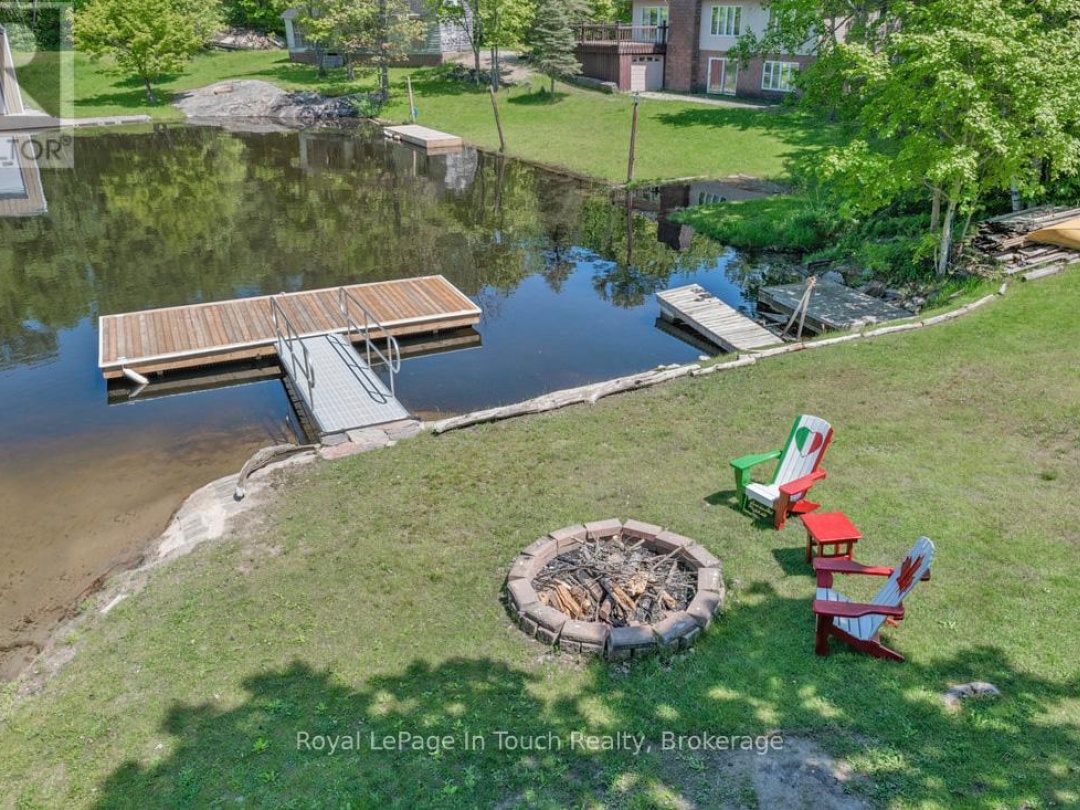 285 CROOKED BAY ROAD, Georgian Bay (Baxter)