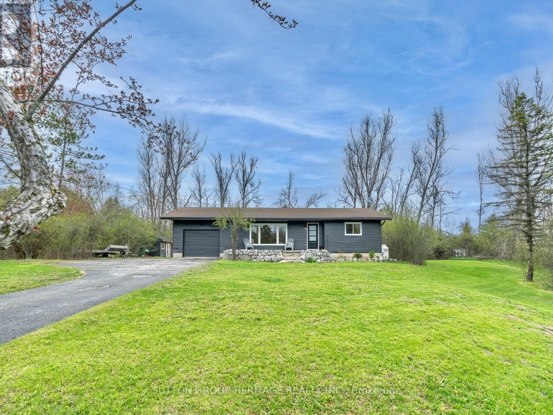 11 SWISS CRESCENT S, Pigeon Lake