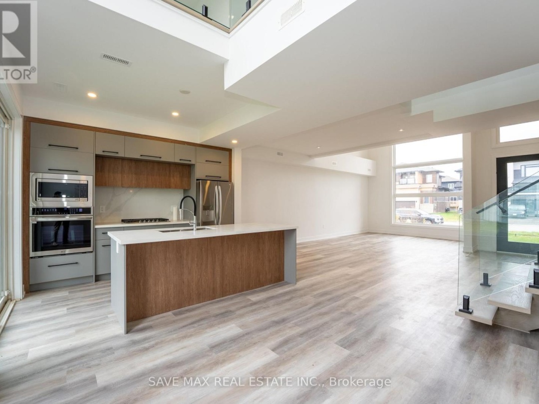 3775 SUNBANK CRESCENT, 