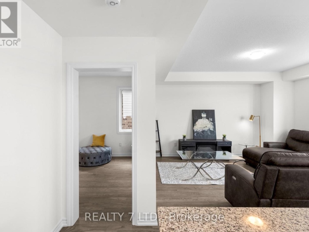 32 HILLCROFT WAY, Kawartha Lakes (Bobcaygeon)
