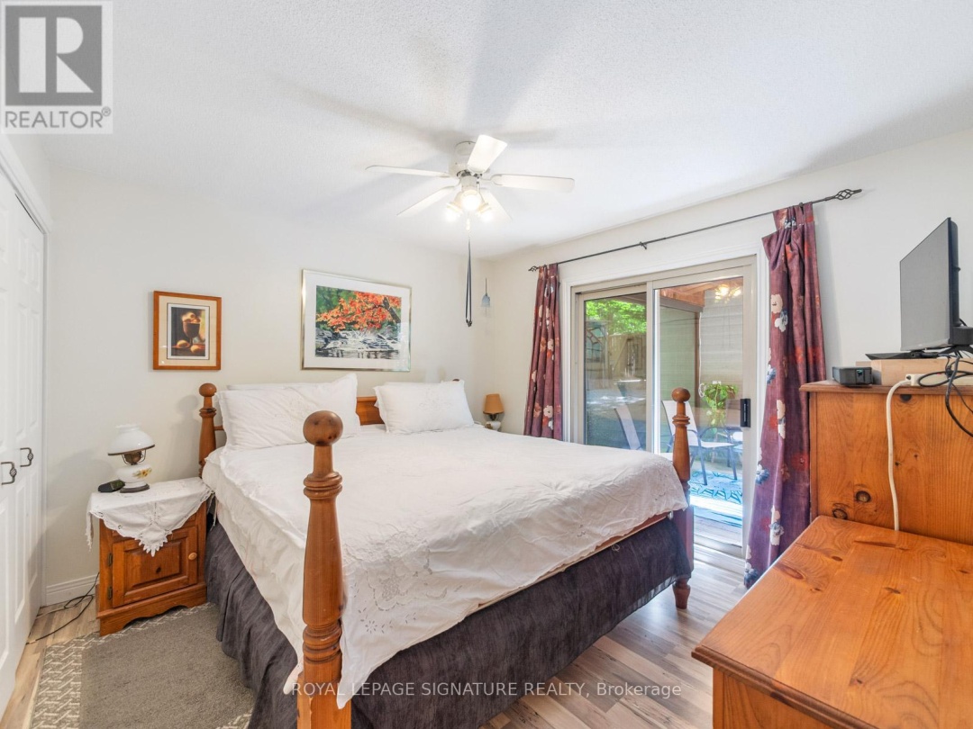 22 IROQUOIS RIDGE, 