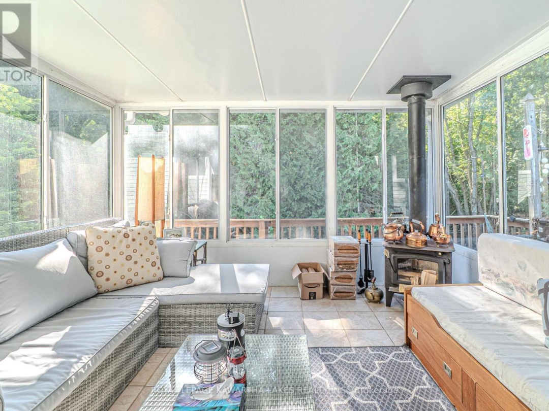518 BALSAM LAKE DRIVE, 