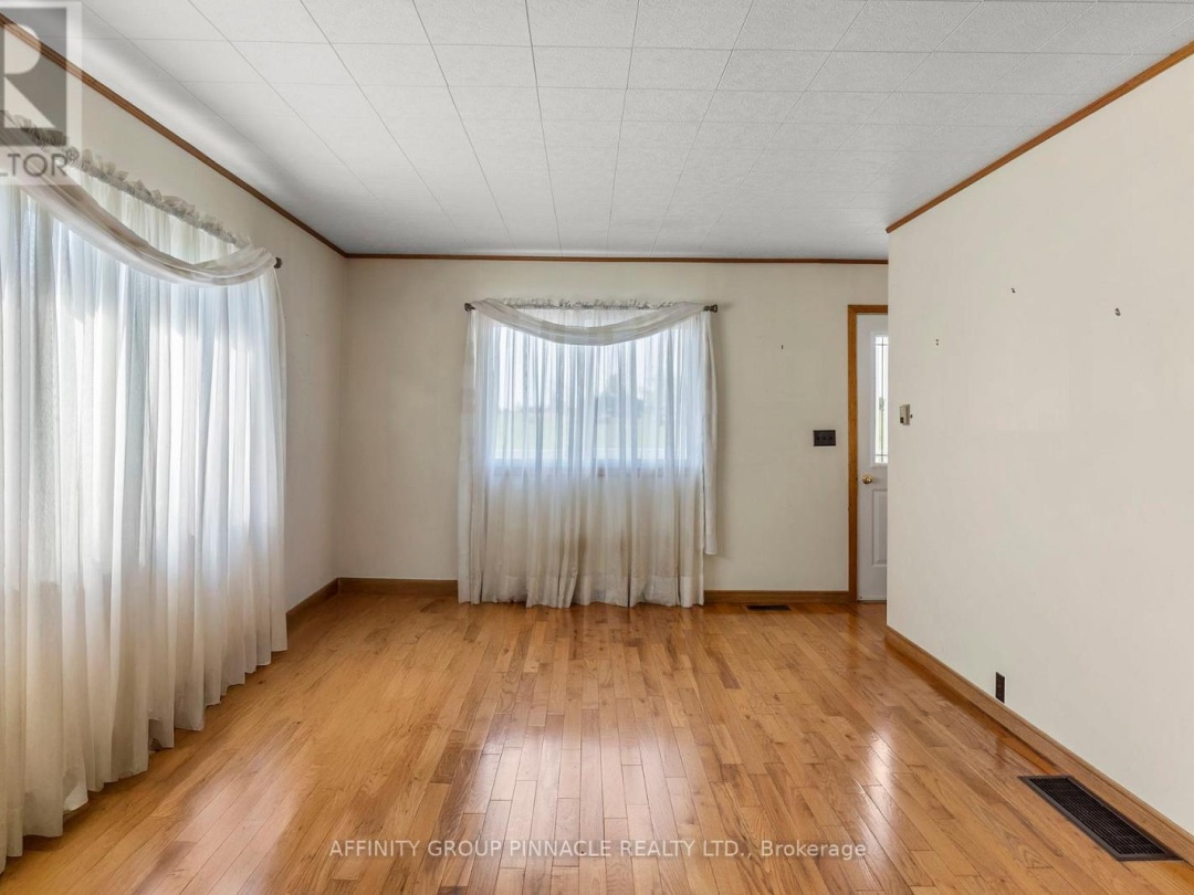 572 COUNTY RD 8 ROAD, Kawartha Lakes (Verulam)