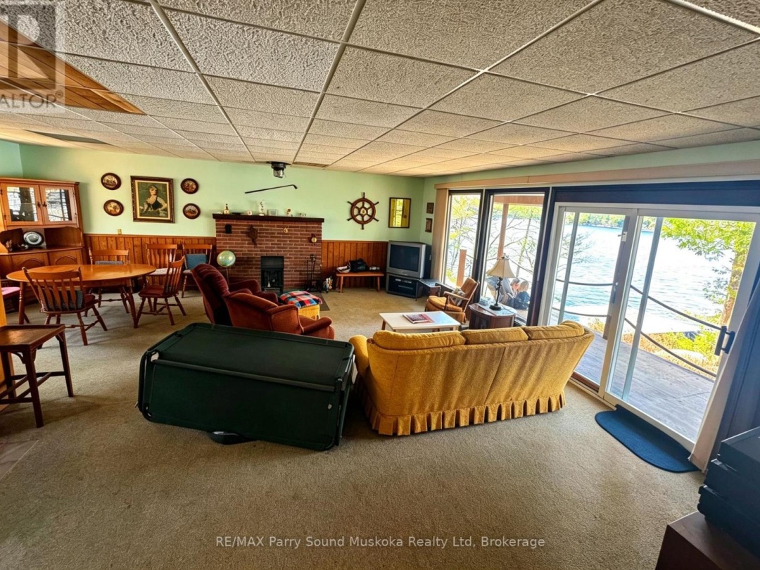 55 HEALEY LAKE WATER, Healey Lake