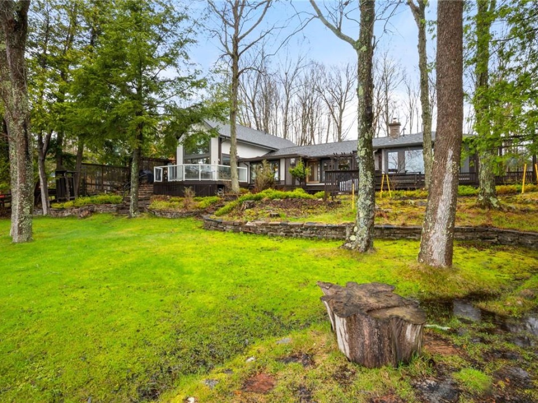 1073 Grass Lake Road, Haliburton