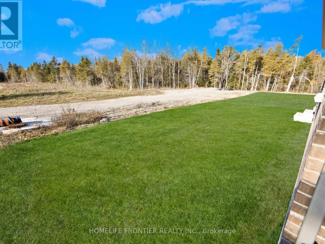 11 SPRUCESIDE DRIVE, Kawartha Lakes (Bobcaygeon)