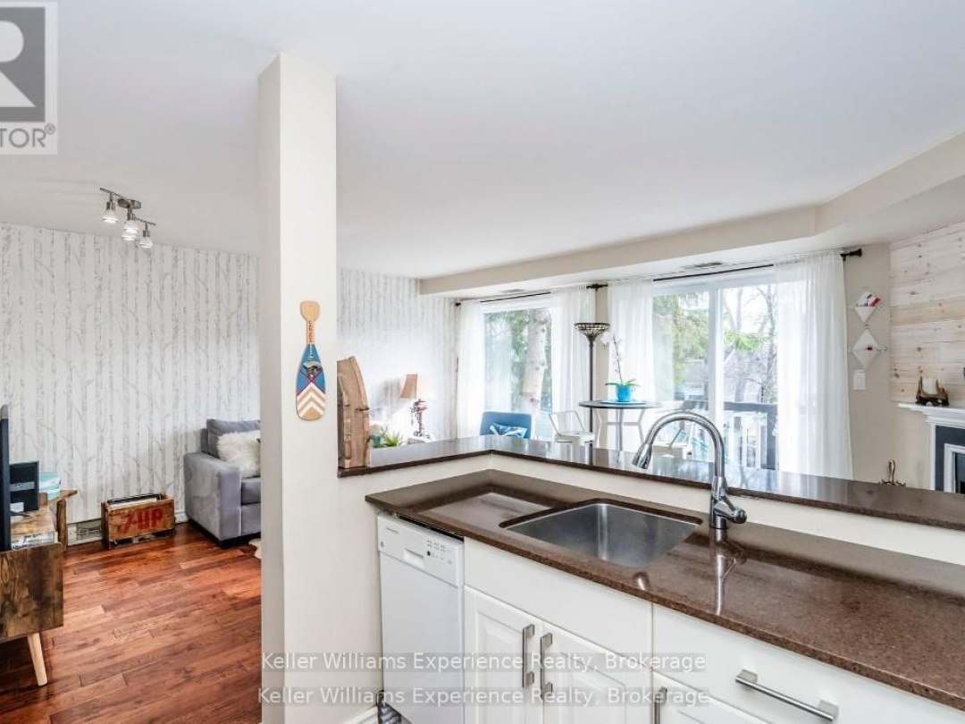27 TURNER DRIVE, 
