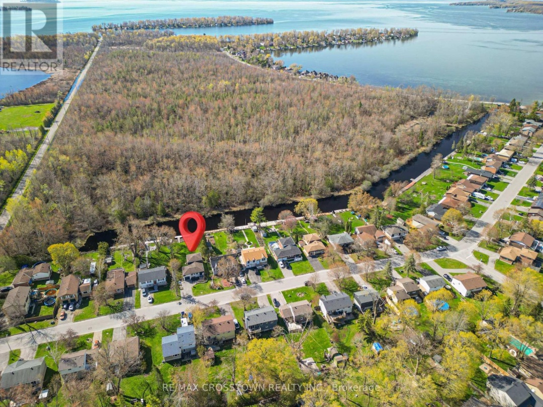 59 LANKIN BOULEVARD, Canal Lake
