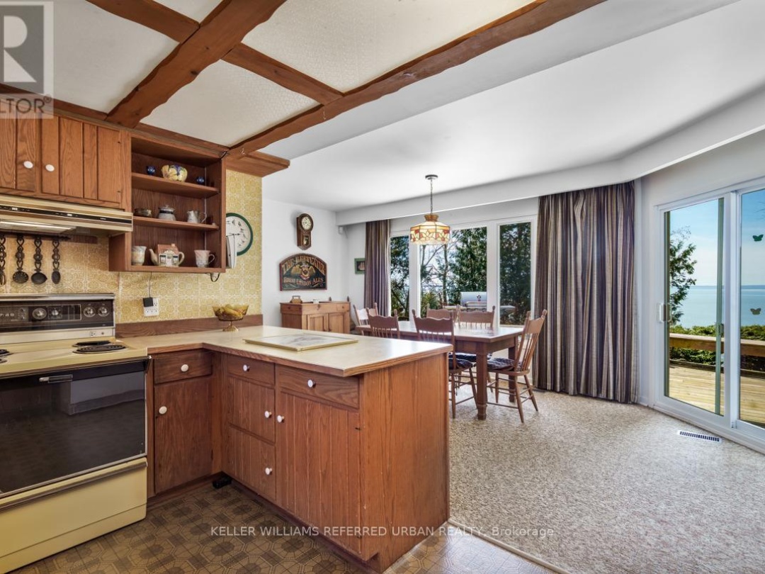 26950 Cedarhurst Beach Road, Lake Simcoe