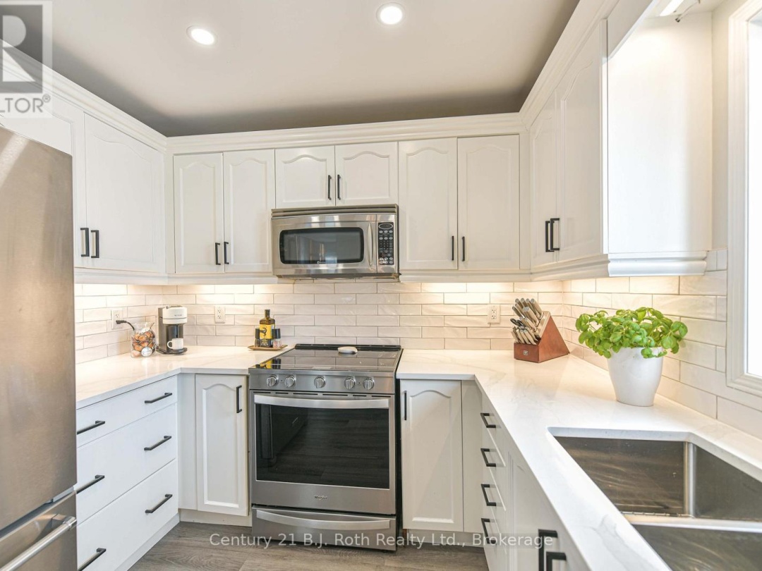 3188 BASS LAKE SIDE ROAD E, Orillia