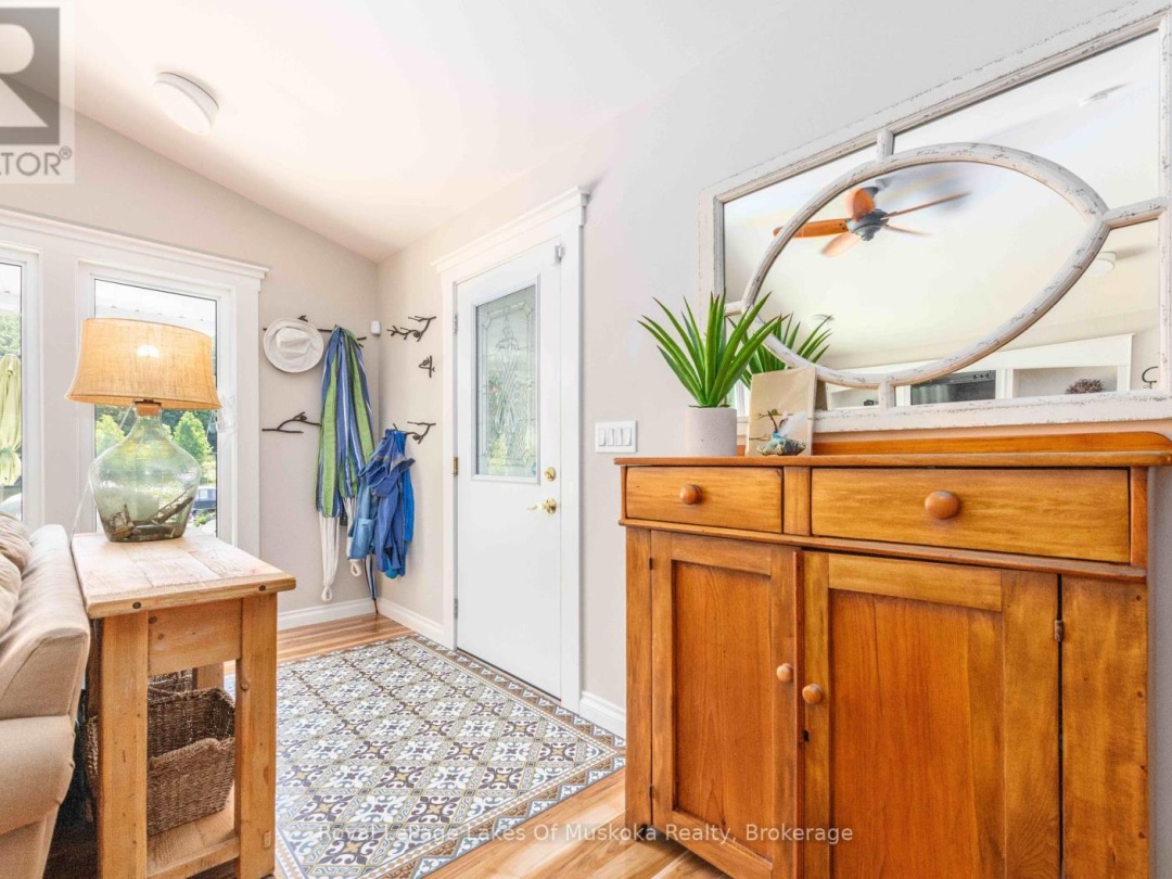 9 MOUNTVIEW AVENUE, 