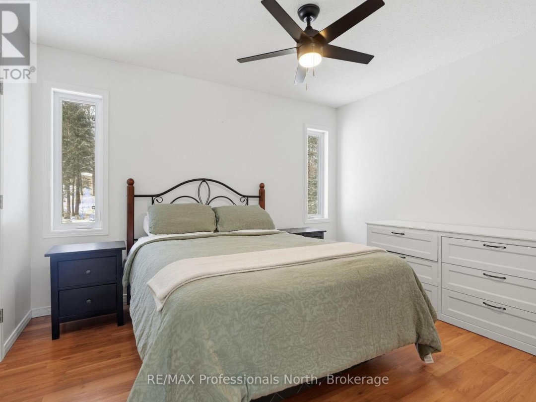 1036 POST ROAD, Bracebridge (Macaulay)