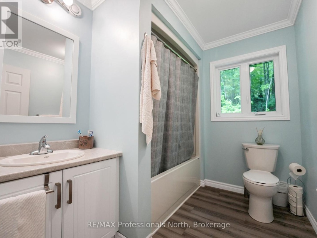1065 HENDERSONS ROAD, 