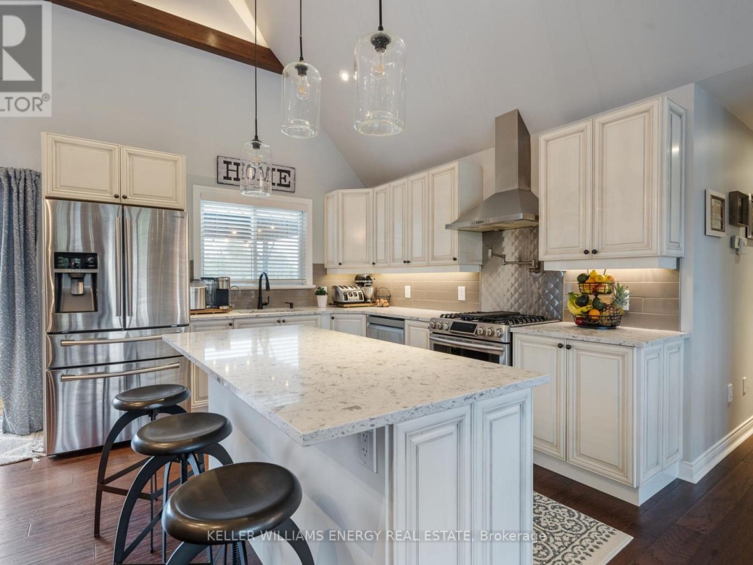 20 LAGOON DRIVE, Kawartha Lakes (Fenelon Falls)