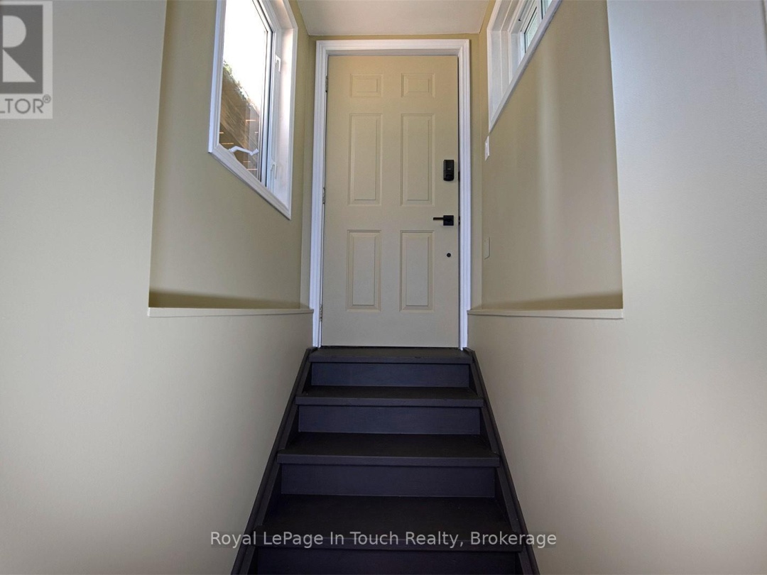 8 CYRIL MARTIN PLACE, 