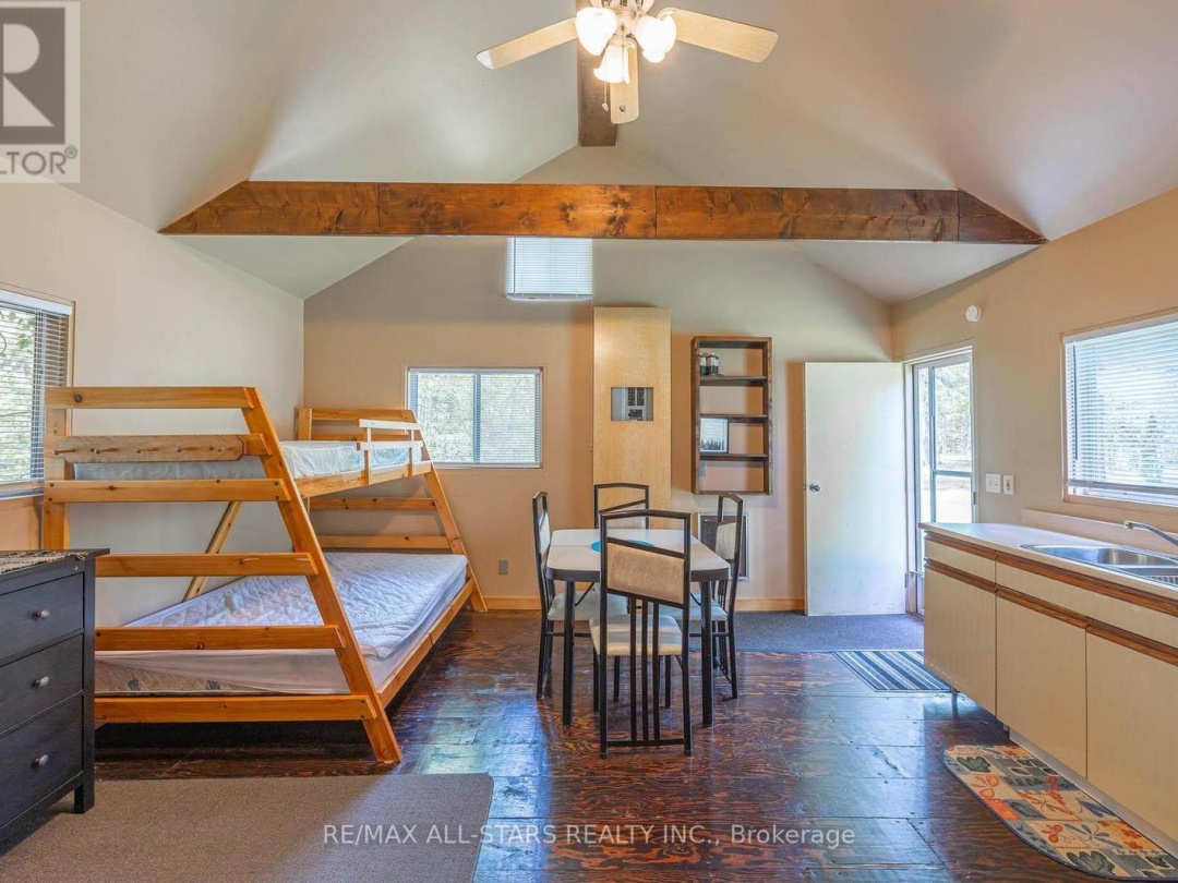 24 RELAX AVENUE, Gull River