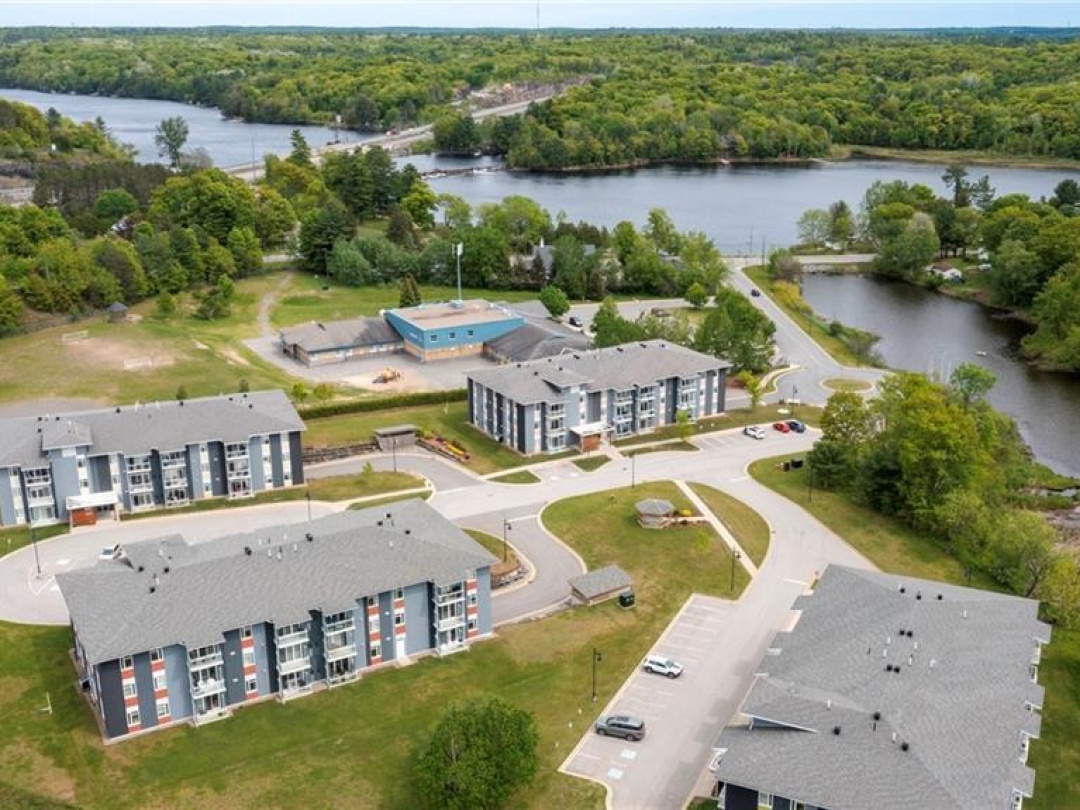 20 C Silver Birch Court Unit# 302, Parry Sound