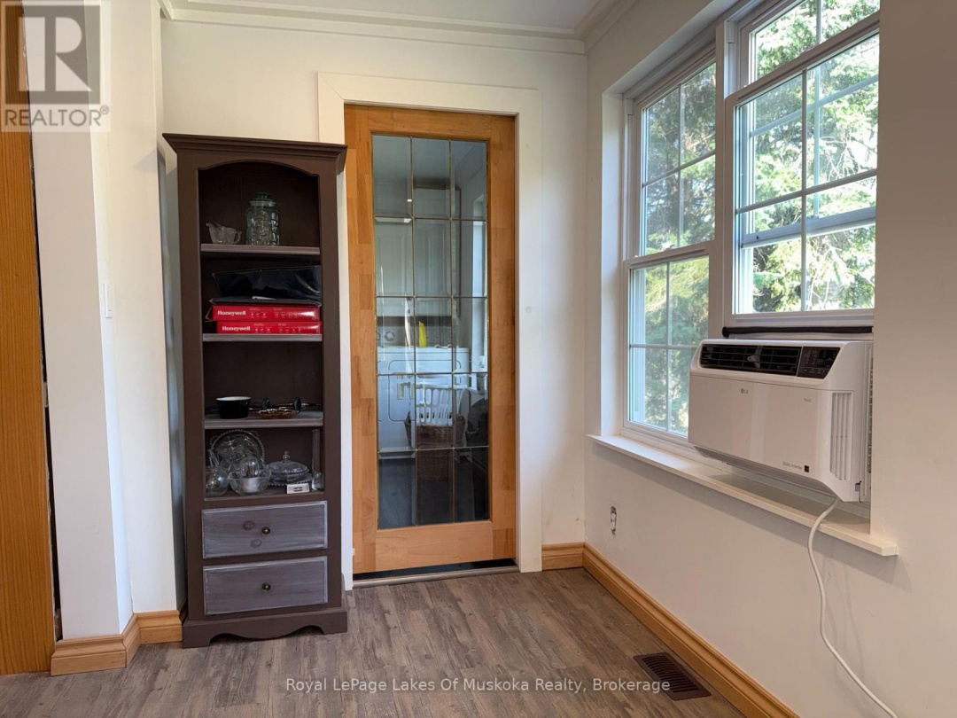 48 KITCHEN ROAD S, 