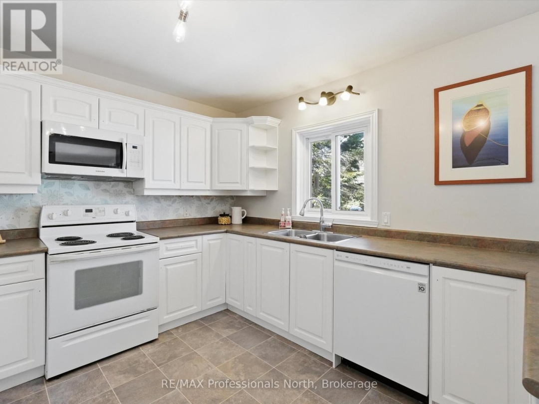 1 GLENDALE ROAD, Bracebridge (Monck (Bracebridge))