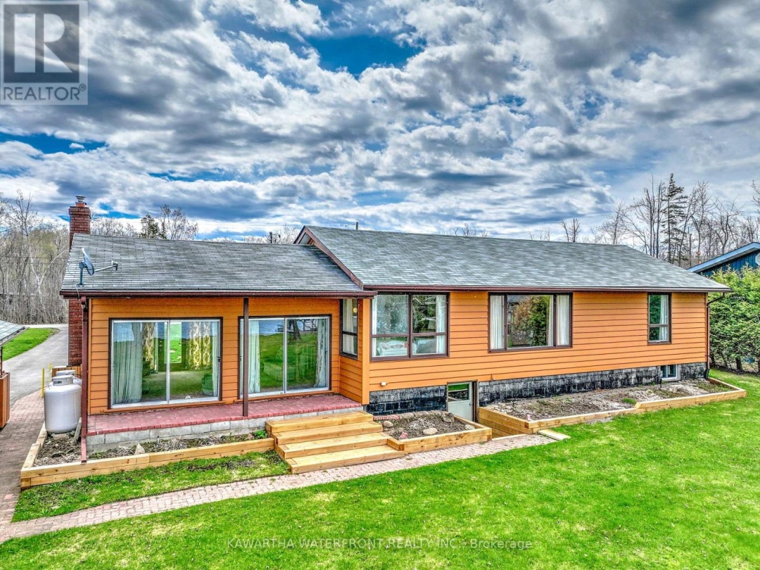 7 REID'S ROAD, Sturgeon Lake