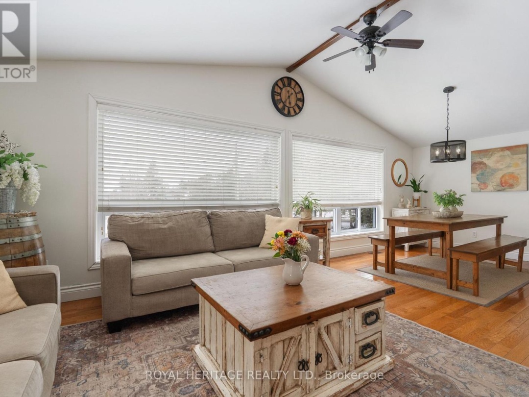 29 THURSTON STREET, Kawartha Lakes (Verulam)