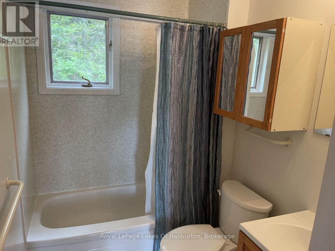 1029 CAM-WALT TRAIL, Gull Lake