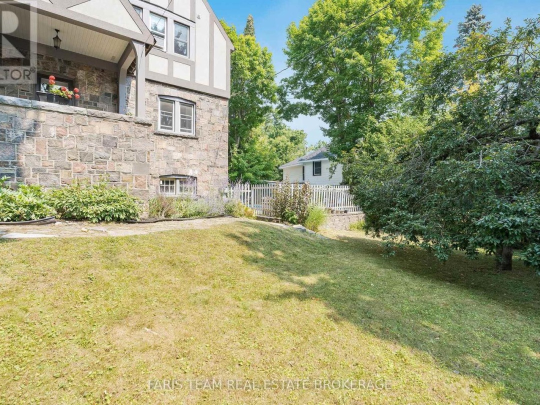 44 TECUMSETH STREET, 