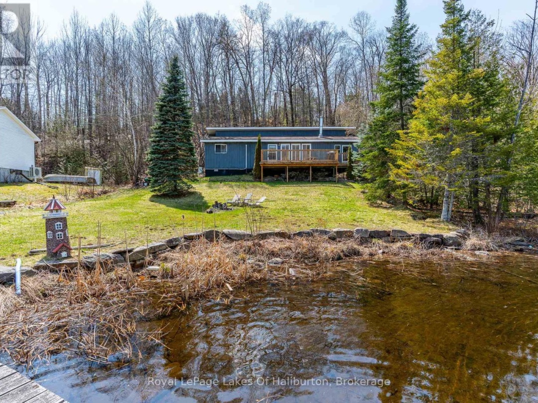 1027 SPENCERS TRAIL, Salerno Lake