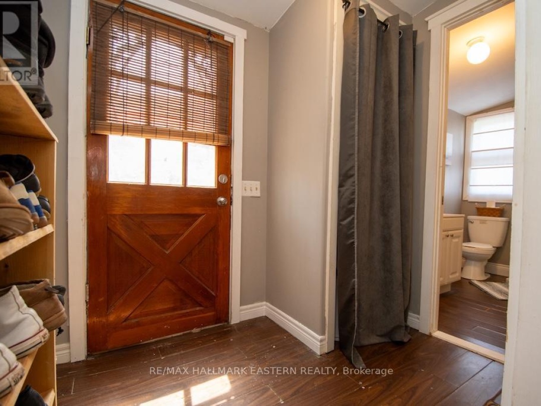 2305 THURSTONIA ROAD, Sturgeon Lake